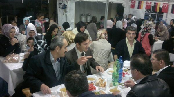2011 Yılı İftar Çadırından Görüntüler
