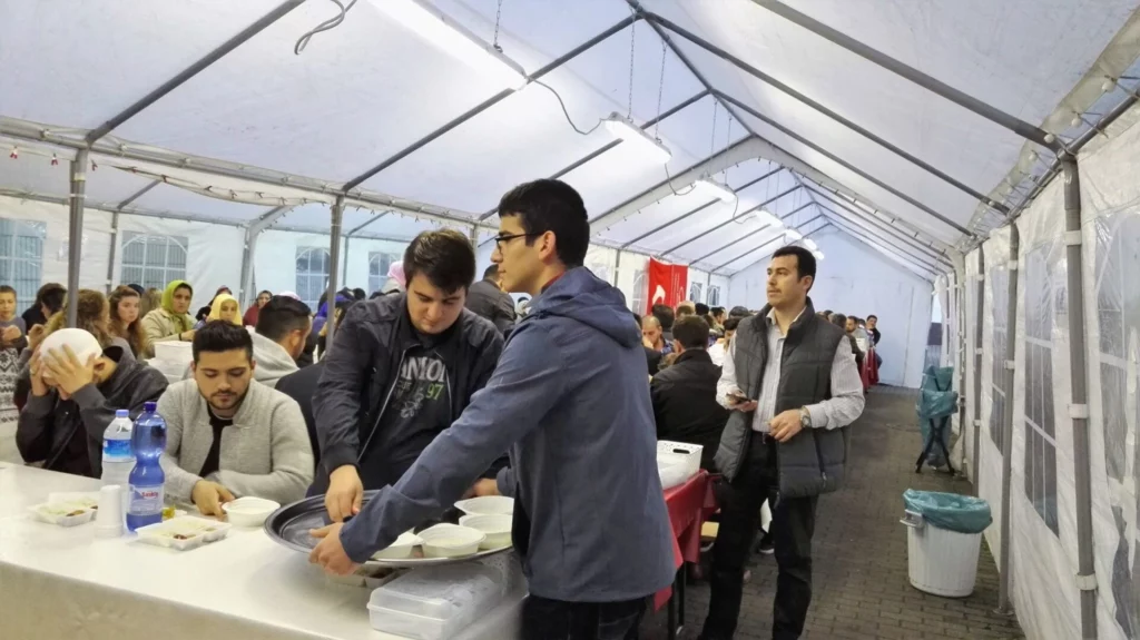 2016 Yılı İftar Çadırından Görüntüler